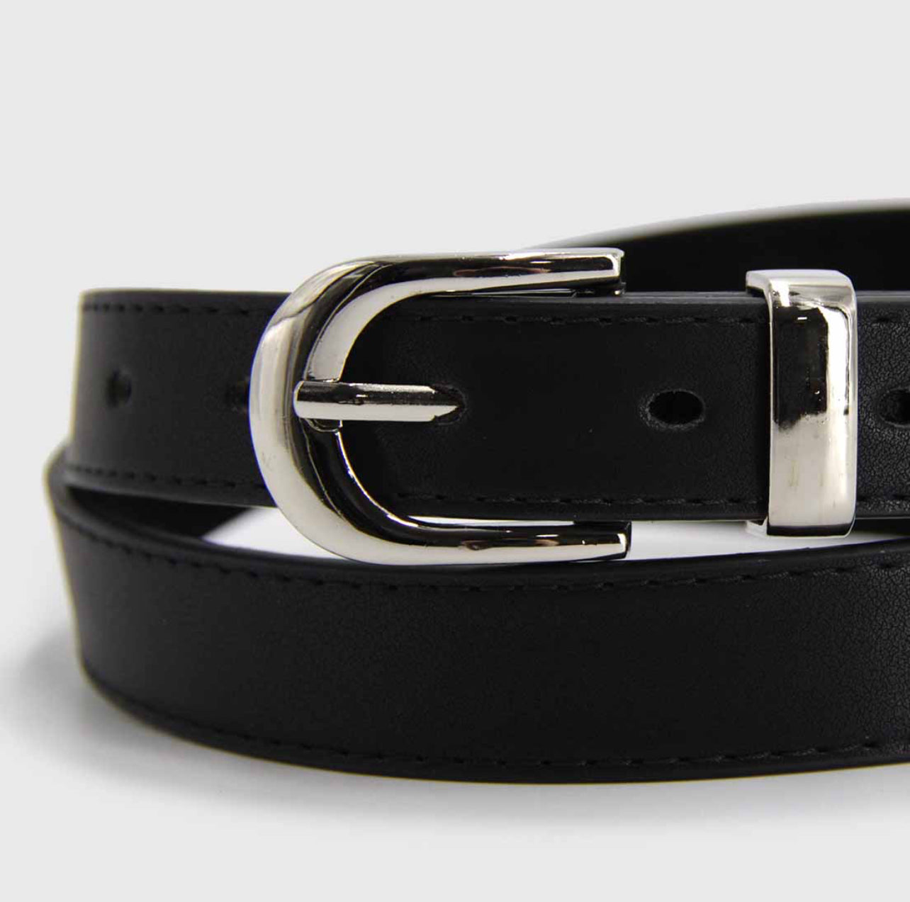 Cinturón negro mujer hebilla plateada