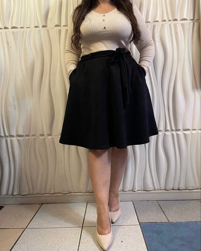 Falda lazo gamuza