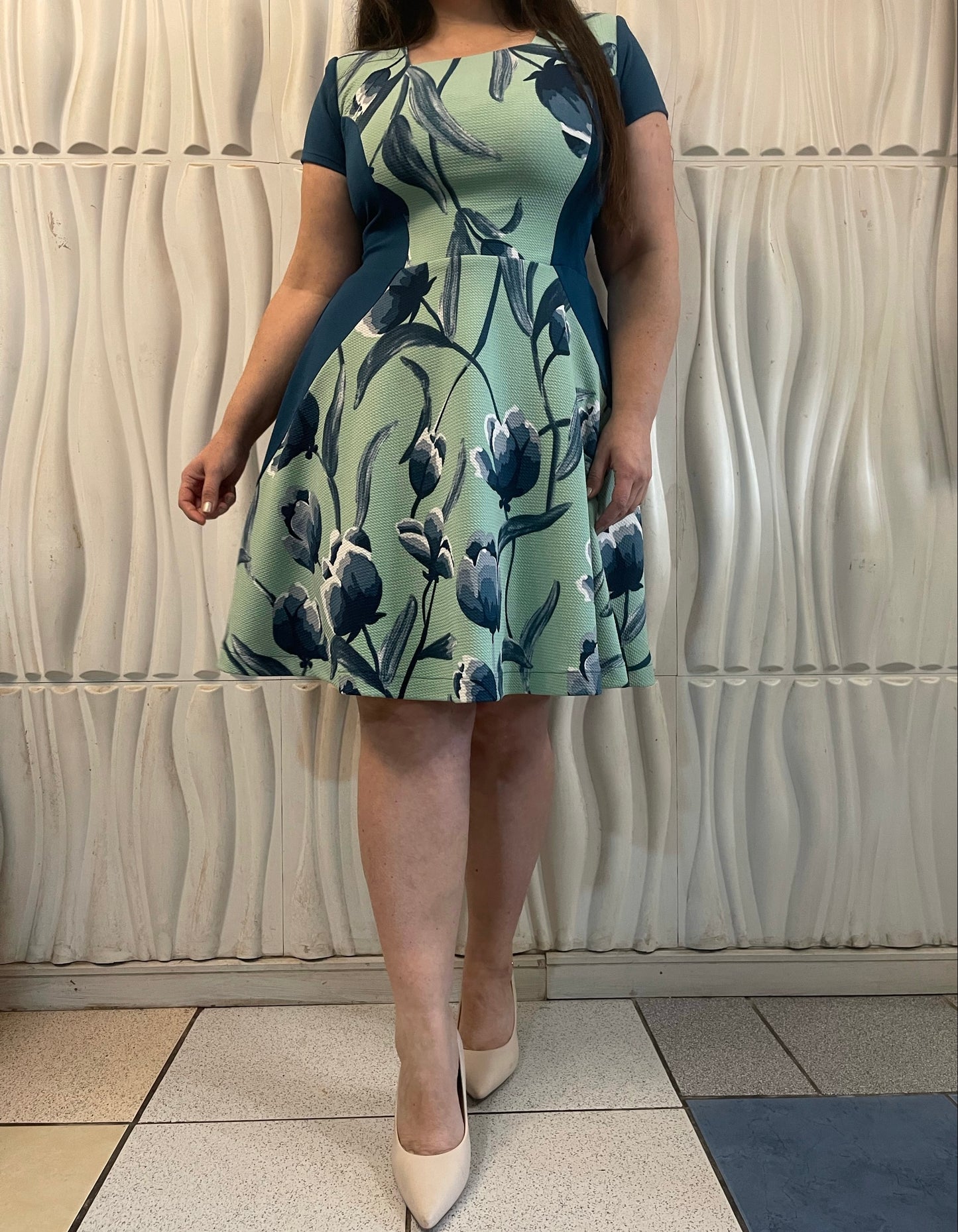 Conjunto verde flores ✨ vestido + tapado